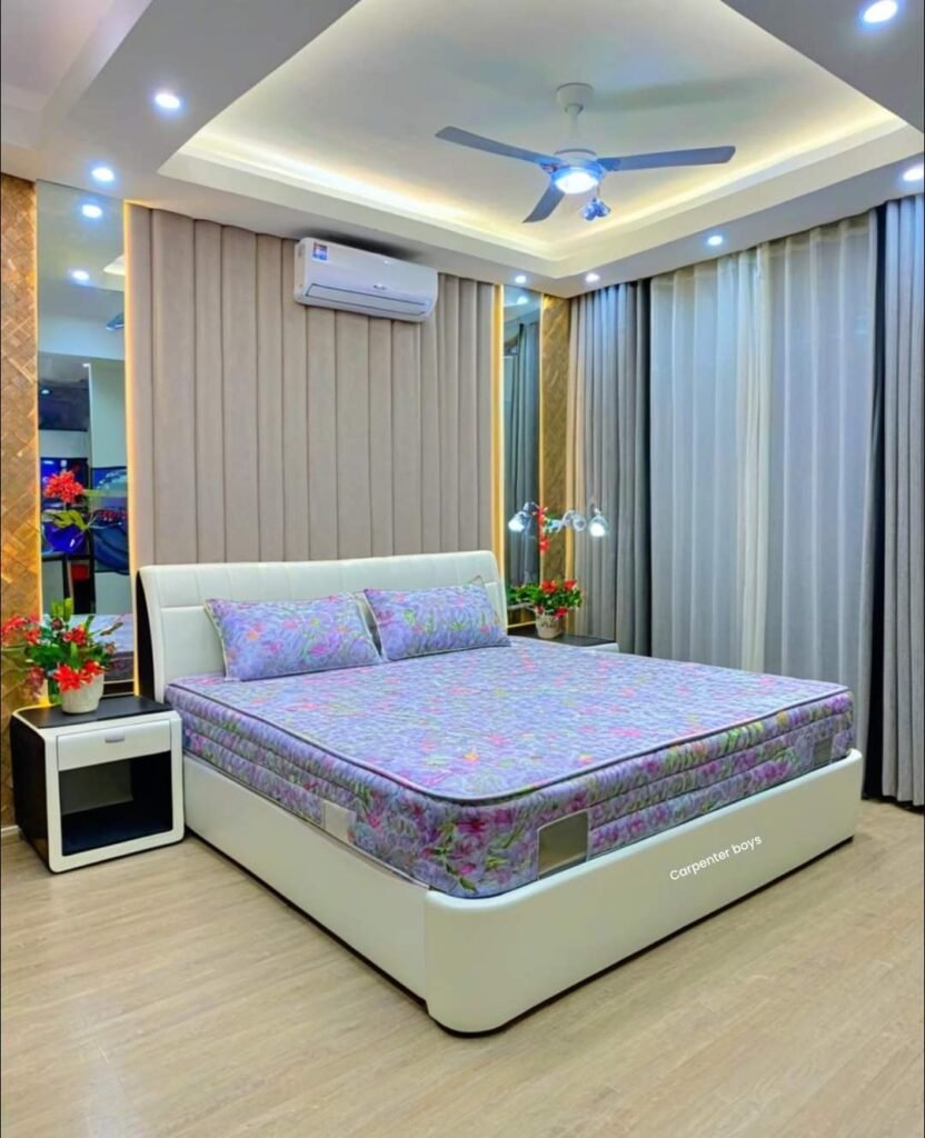 Woodhouseinterior-designer-pune